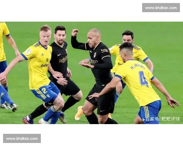 同城德比再燃津门风云天津泰达对阵天津权健焦点之战全面前瞻解析